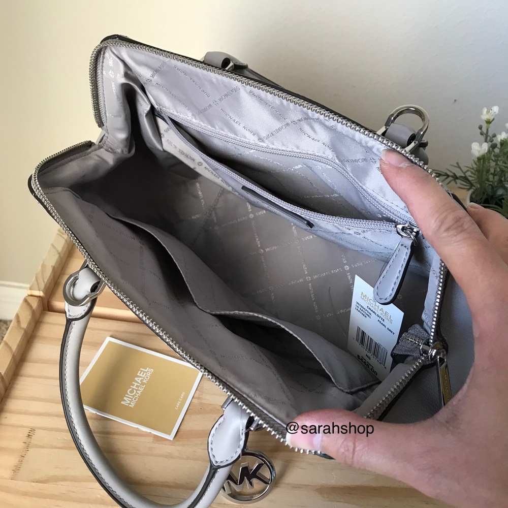 🌼Michael Kors Purse - Picture 8 of 10